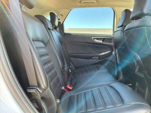 Used 2024 Ford Edge SEL AWD/4WD image 19