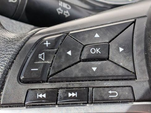 Used 2018 Nissan Rogue Sport S AWD/4WD image 20