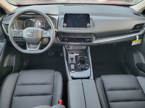 New 2026 Nissan Rogue SV FWD image 6