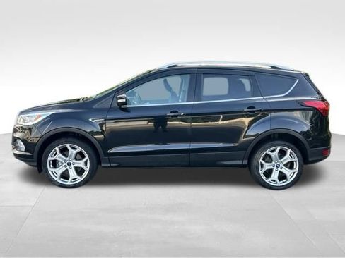 Used 2019 Ford Escape Titanium AWD/4WD image 2