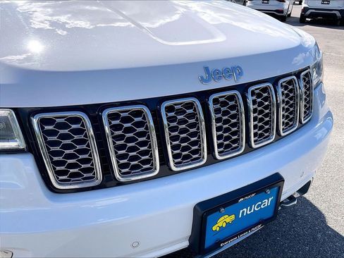 Used 2021 Jeep Grand Cherokee Overland AWD/4WD image 30