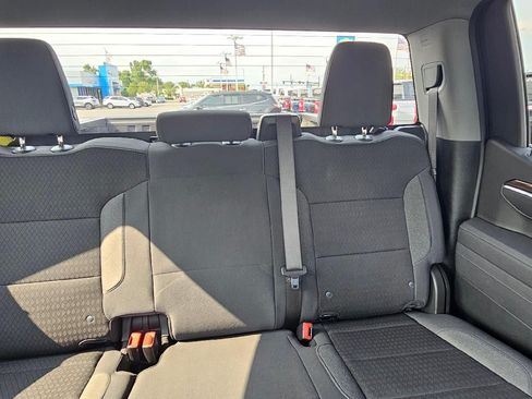 Used 2025 Chevrolet Silverado 1500 LT AWD/4WD image 11