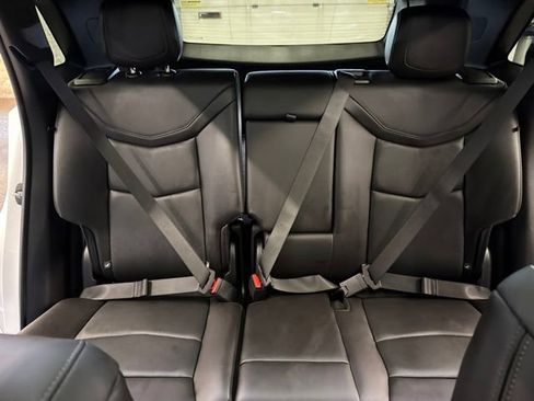 Used 2022 Cadillac XT5 Premium Luxury AWD/4WD image 29