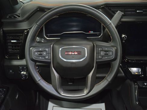 Used 2024 GMC Sierra 2500 AT4 w/ AT4 Premium Plus Package AWD/4WD image 37