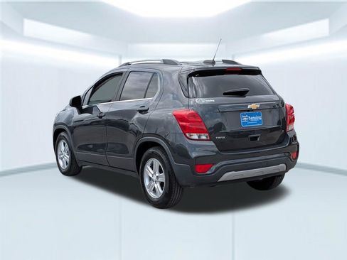 Used 2019 Chevrolet Trax LT FWD image 4