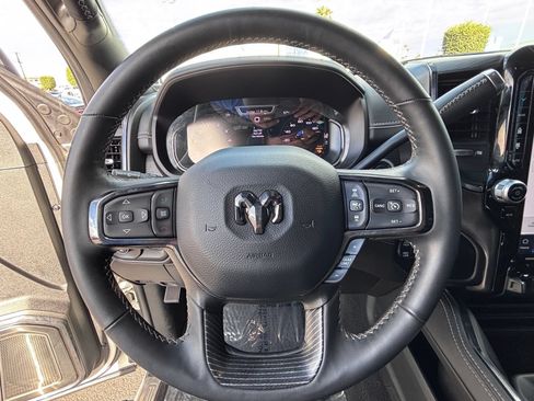Used 2024 RAM 2500 Limited AWD/4WD image 23