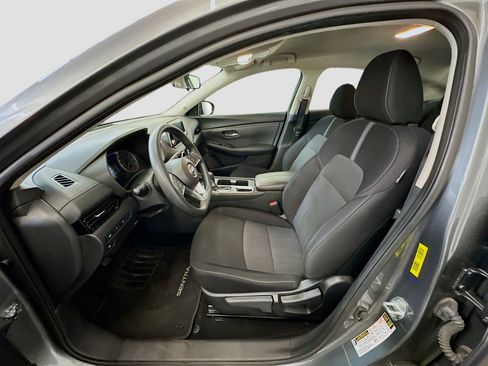 Used 2024 Nissan Sentra SV image 13