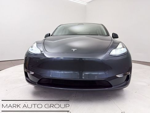 Used 2022 Tesla Model Y Performance AWD/4WD image 10
