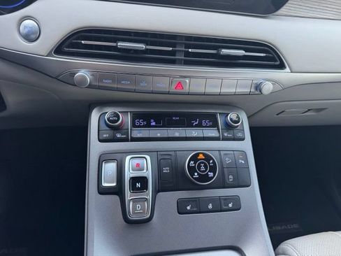 Used 2020 Hyundai Palisade SEL w/ Premium Package AWD/4WD image 21