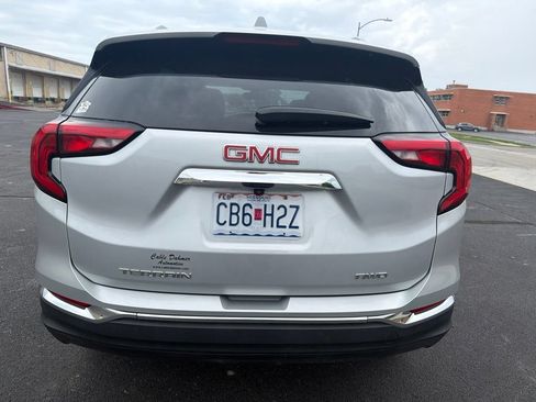 Used 2019 GMC Terrain SLT w/ Preferred Package AWD/4WD image 6