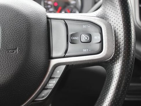 Used 2024 RAM 2500 Tradesman w/ Chrome Appearance Group AWD/4WD image 12