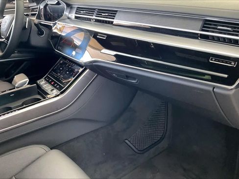 Used 2026 Audi A8 L 3.0T AWD/4WD image 33