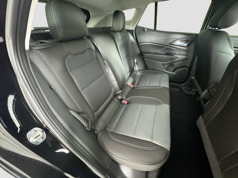 New 2026 Chevrolet Trax LT w/ Midnight Edition FWD image 26