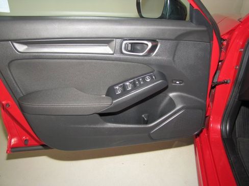 Certified 2024 Honda Civic Sport image 10