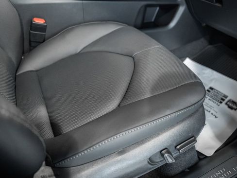 New 2026 Toyota Grand Highlander Limited image 39