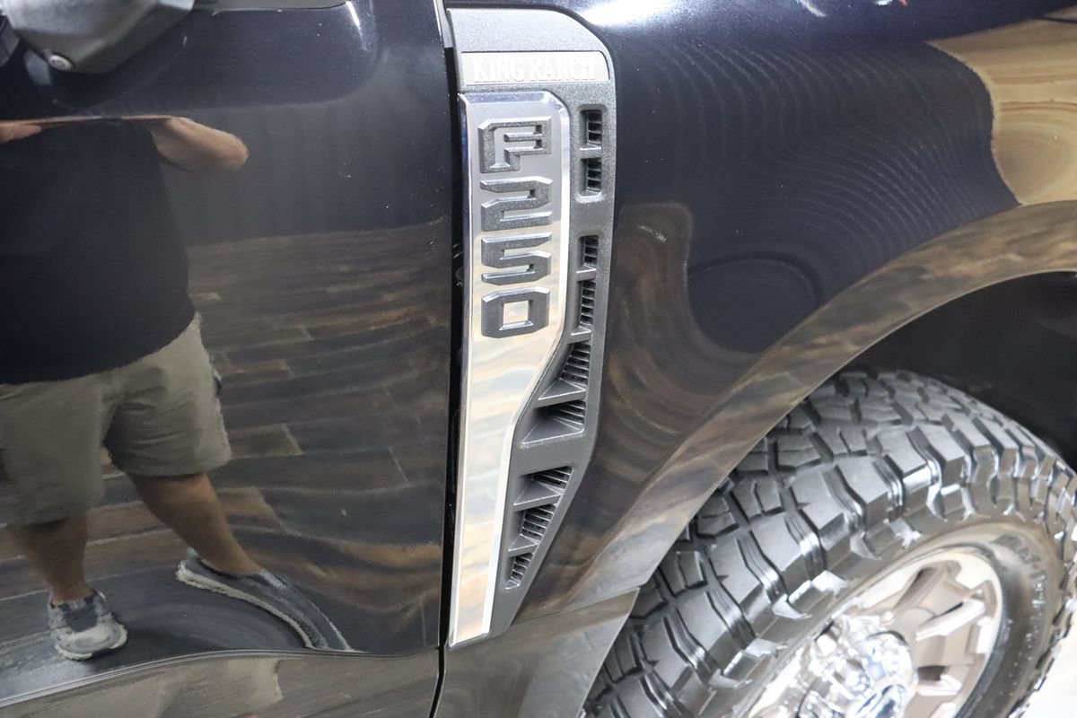 Used 2025 Ford F250 King Ranch w/ FX4 Off-Road Package AWD/4WD image 9