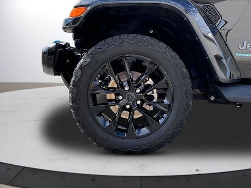 Used 2024 Jeep Wrangler High Altitude image 34