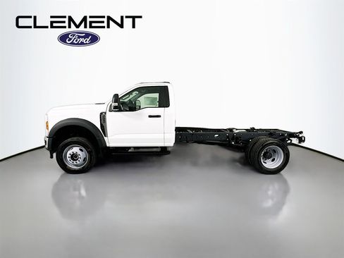 New 2026 Ford F550 4x4 Regular Cab Super Duty image 4