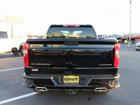 Used 2024 Chevrolet Silverado 1500 Custom Trail Boss AWD/4WD image 7