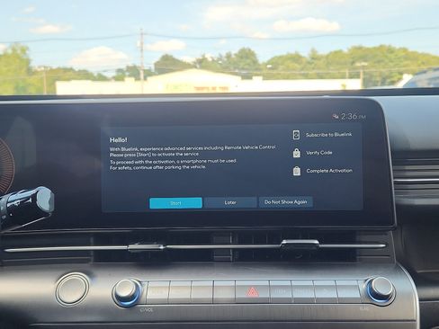Certified 2024 Hyundai Kona SEL AWD/4WD image 17