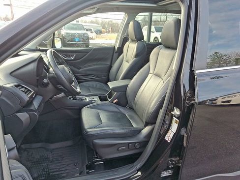 Used 2020 Subaru Forester Limited image 13