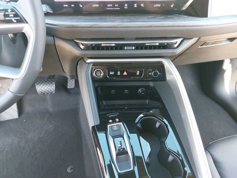 New 2026 Audi Q5 Premium Plus AWD/4WD image 22