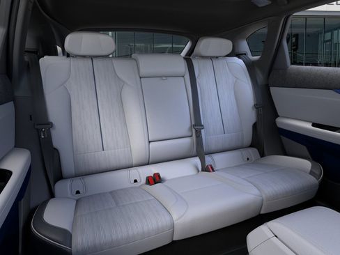 New 2026 Cadillac Optiq Luxury 2 image 41