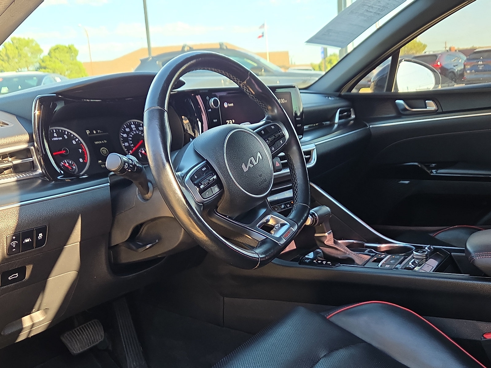 Used 2022 Kia K5 GT w/ GT1 Package FWD image 9