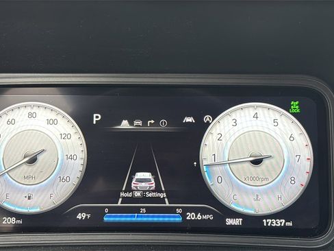 Certified 2023 Hyundai Kona Limited w/ Winter Weather Package image 18