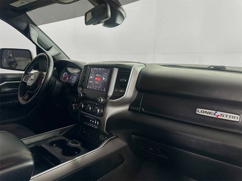 Used 2019 RAM 1500 Big Horn image 30