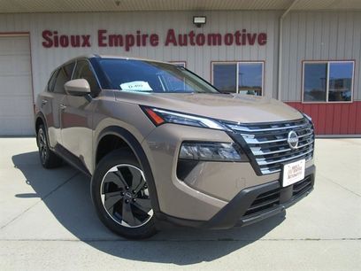 Used 2025 Nissan Rogue SV