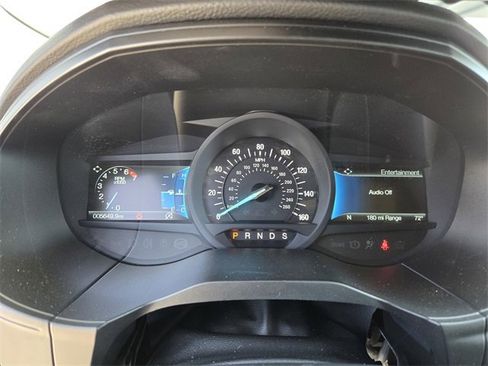 Used 2024 Ford Edge SE image 25