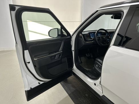 Used 2023 Rivian R1S Adventure image 16