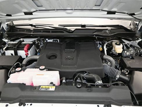 Used 2025 Toyota Tundra SR w/ SR Tow Package image 17