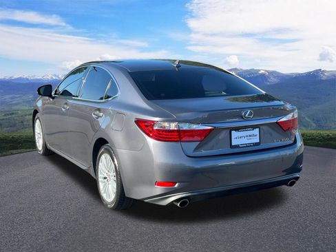Used 2014 Lexus ES 350 w/ Premium Package FWD image 3