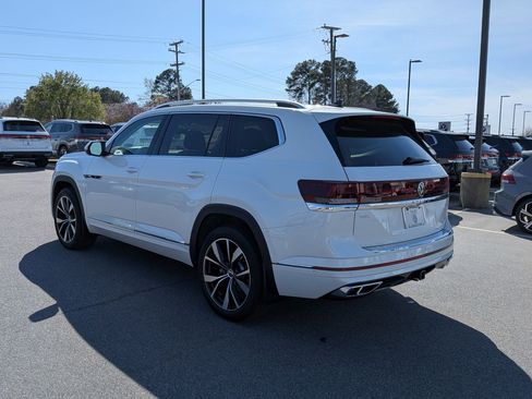 New 2026 Volkswagen Atlas SEL Premium R-Line AWD/4WD image 5