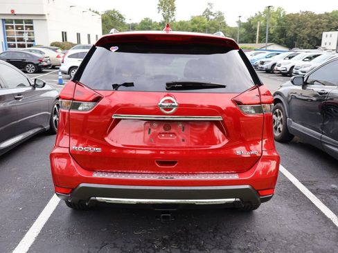 Used 2017 Nissan Rogue SL w/ SL Premium Package AWD/4WD image 6