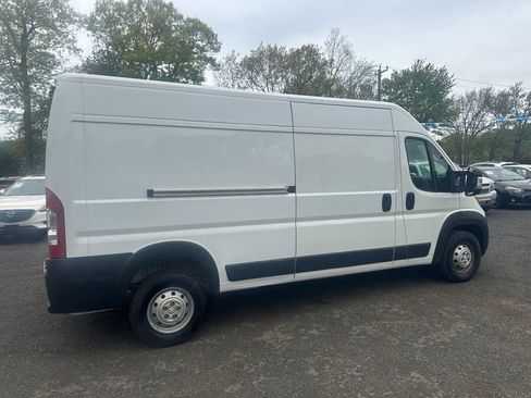Used 2023 RAM ProMaster 2500 FWD image 4