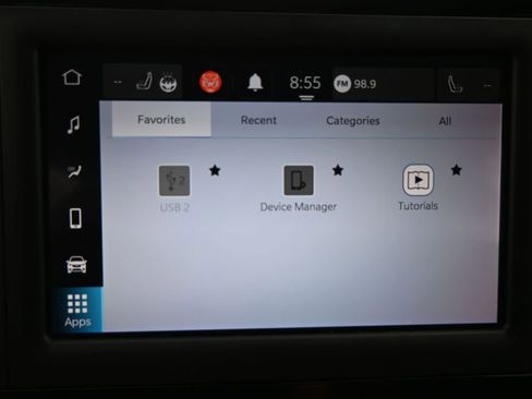 Used 2022 Chrysler Voyager LX FWD image 14
