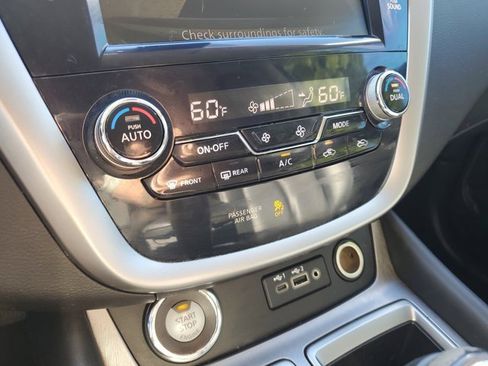 Certified 2022 Nissan Murano SV image 32