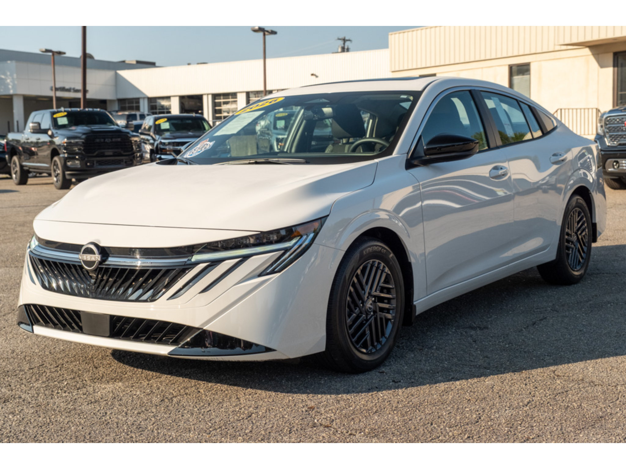 Used 2026 Nissan Sentra SV w/ SV Convenience Package FWD image 4