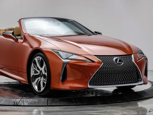 Used 2021 Lexus LC 500 Convertible w/ Touring Package RWD image 33