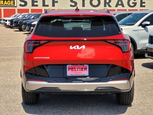 New 2026 Kia Sportage SX FWD image 4