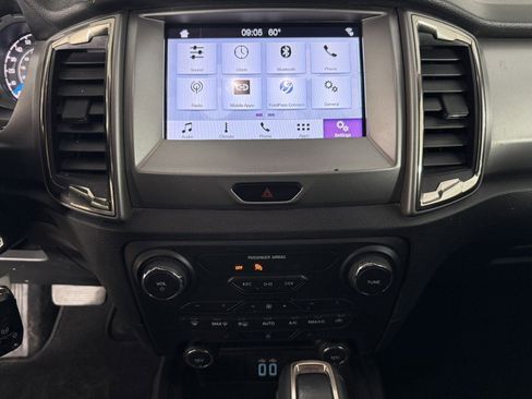 Used 2019 Ford Ranger XLT w/ Equipment Group 302A Luxury AWD/4WD image 18