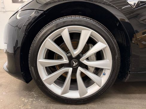 Used 2018 Tesla Model 3 RWD image 8