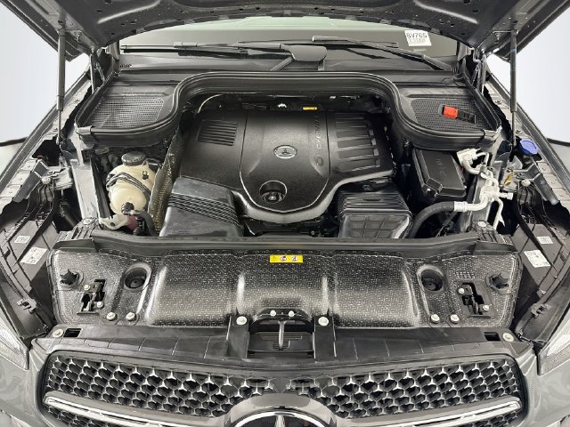 Used 2025 Mercedes-Benz GLE 450 4MATIC image 30