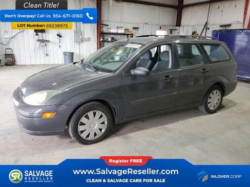 Used 2004 Ford Focus SE image 1