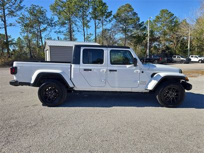 Certified 2023 Jeep Gladiator Overland
