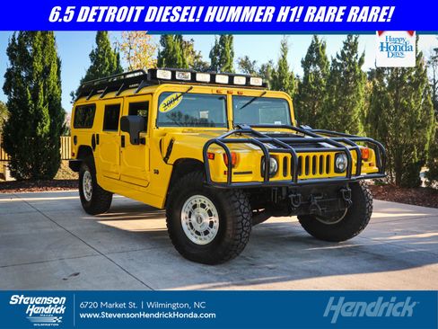 Used 2004 HUMMER H1 4-Door Wagon image 1