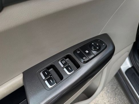 Used 2020 Kia Sportage LX FWD image 13